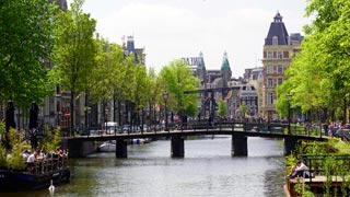 アムステルダム市の運河：コーディネーター：撮影取材コーディネーターのロケ現場からの写真